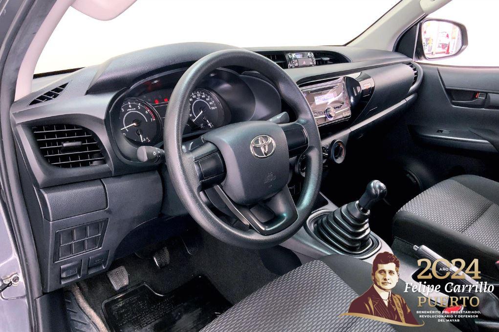 Toyota Hilux 2019 EDT 12